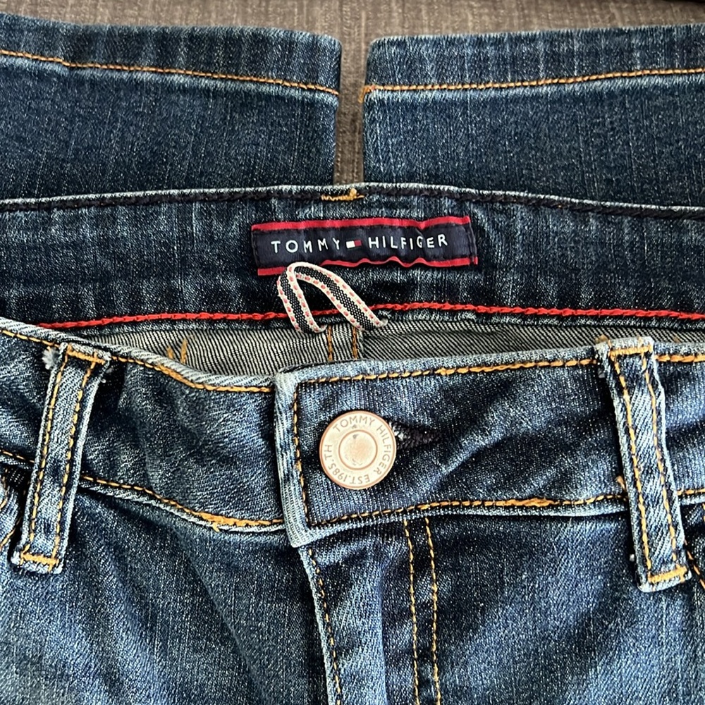 Tommy Hilfiger Jeans Size 6 Ladies measurements in photos excellent condition.